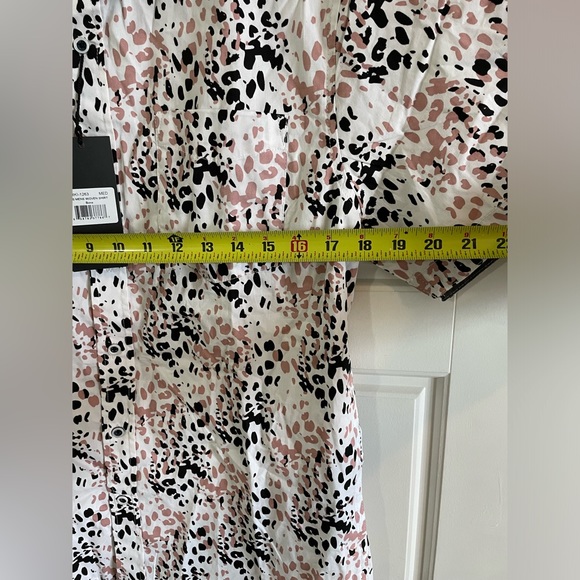 Sunrise Kingdom Animal Print White Pink Shirt Button Down Shortsleeve Mens SizeM - Picture 11 of 15